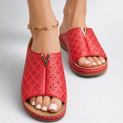 VELORA FLAT SANDAL