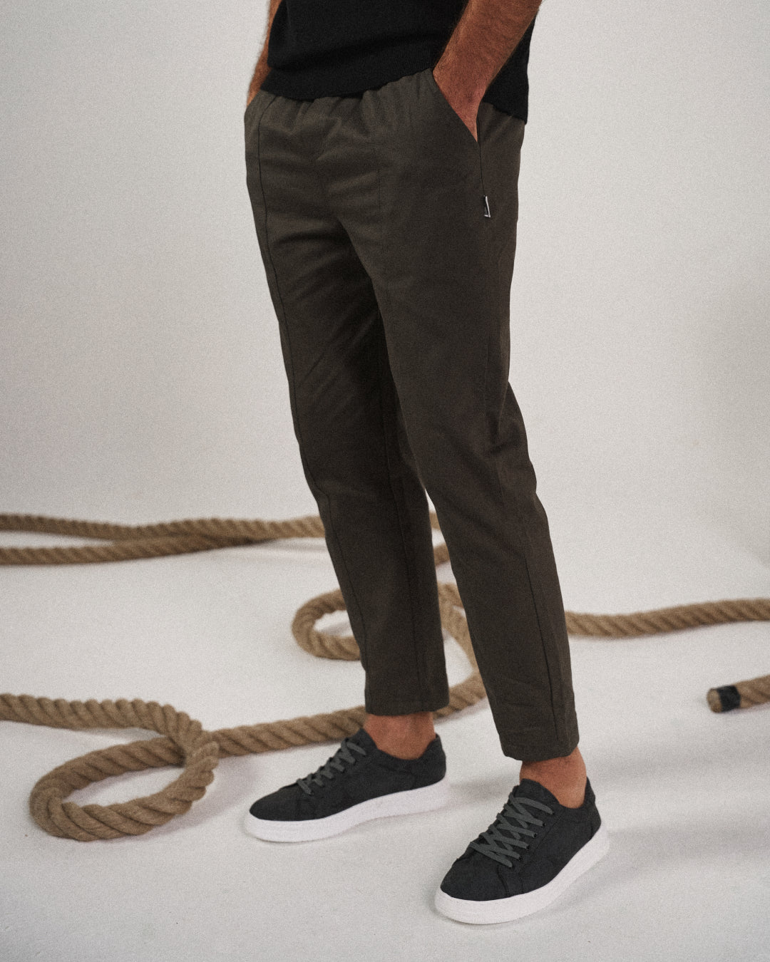 SHAPED™ | EASYWEAR TAPERED JOGGER