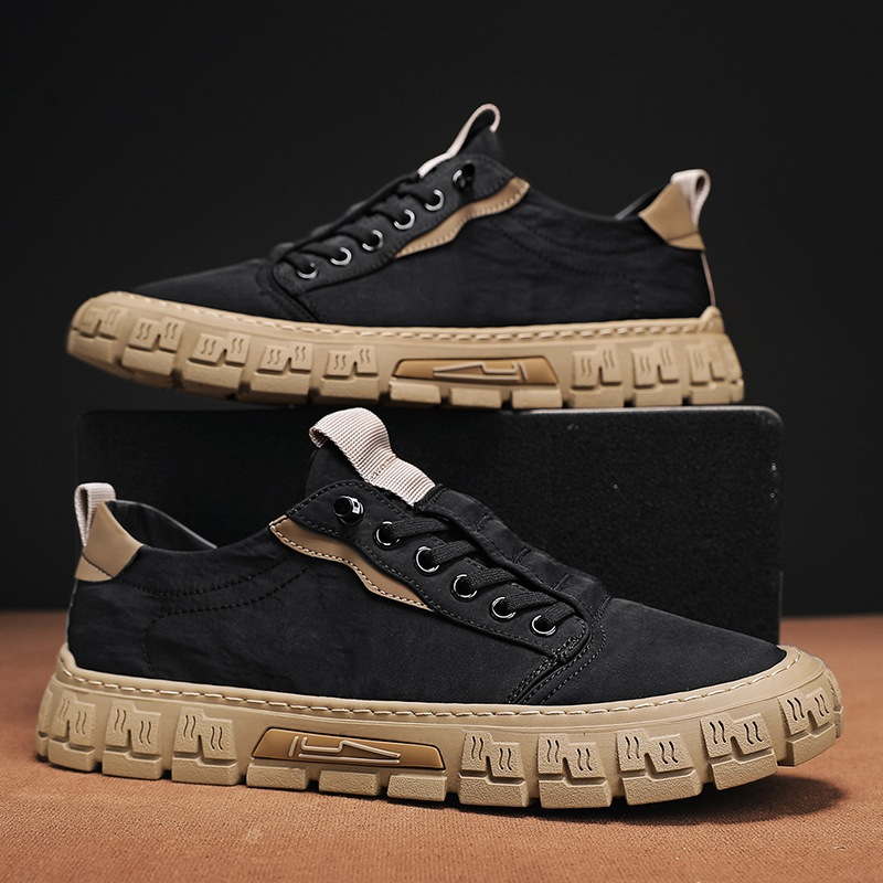 KESWICK CANVAS TRAINER